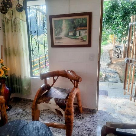 Apartamento Campestre Medellín Esterno foto
