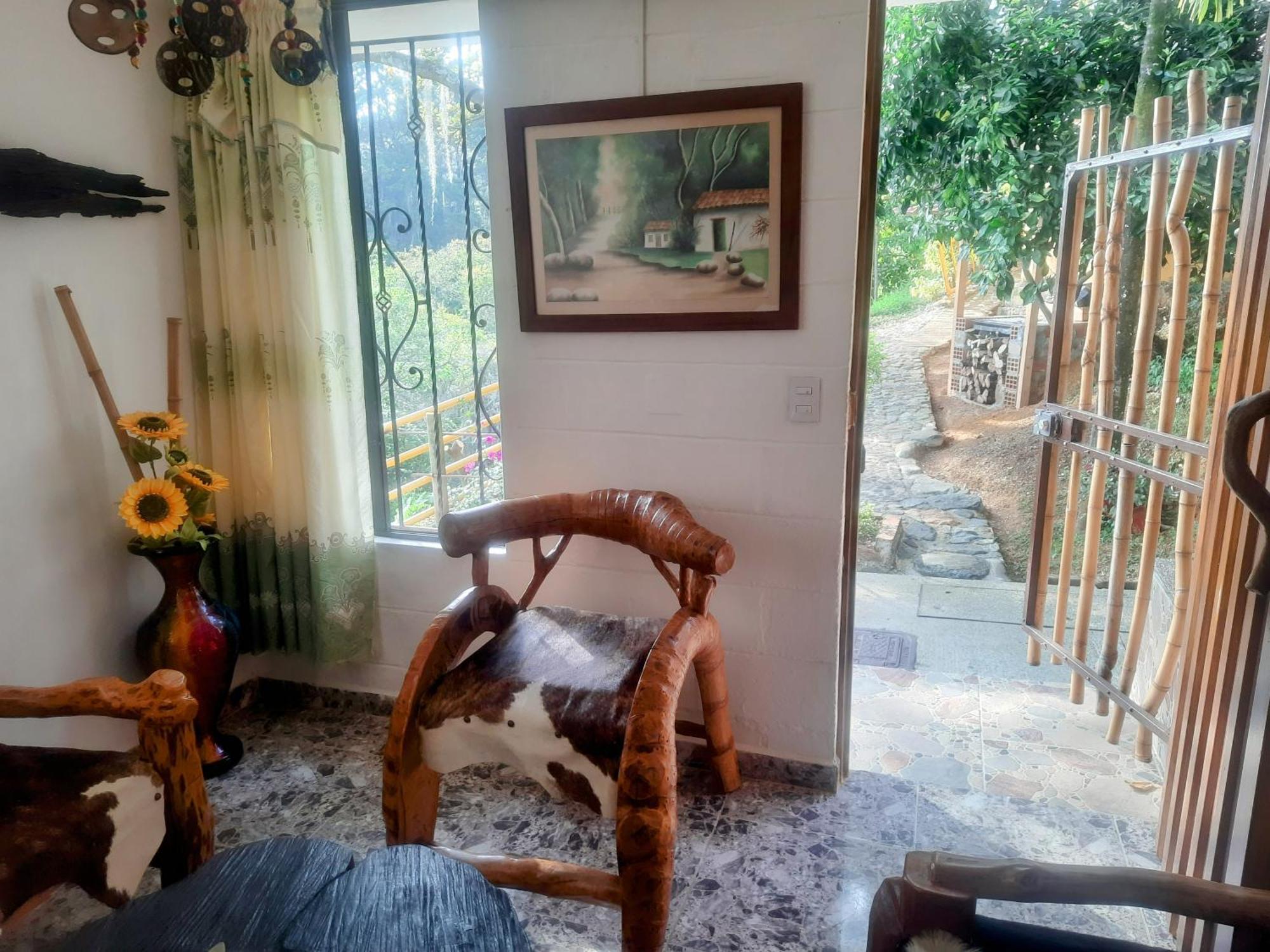 Apartamento Campestre Medellín Esterno foto
